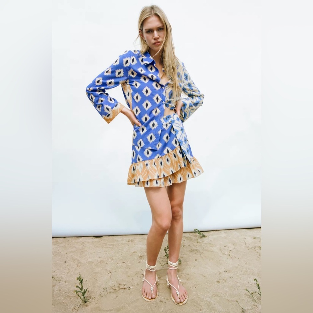 Zara Blue and Cream Patterned Women's Top